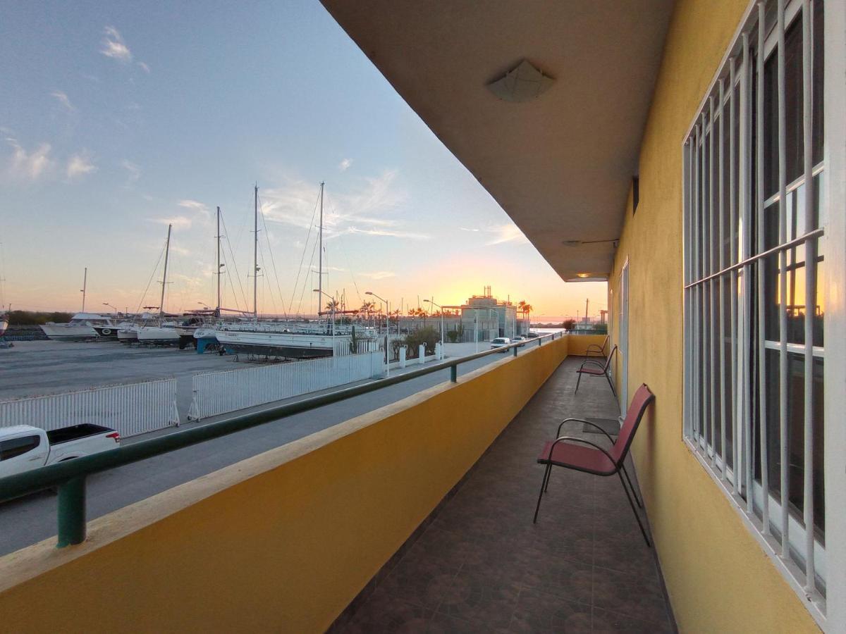 Готель Marina Del Sol Ла-Пас Екстер'єр фото